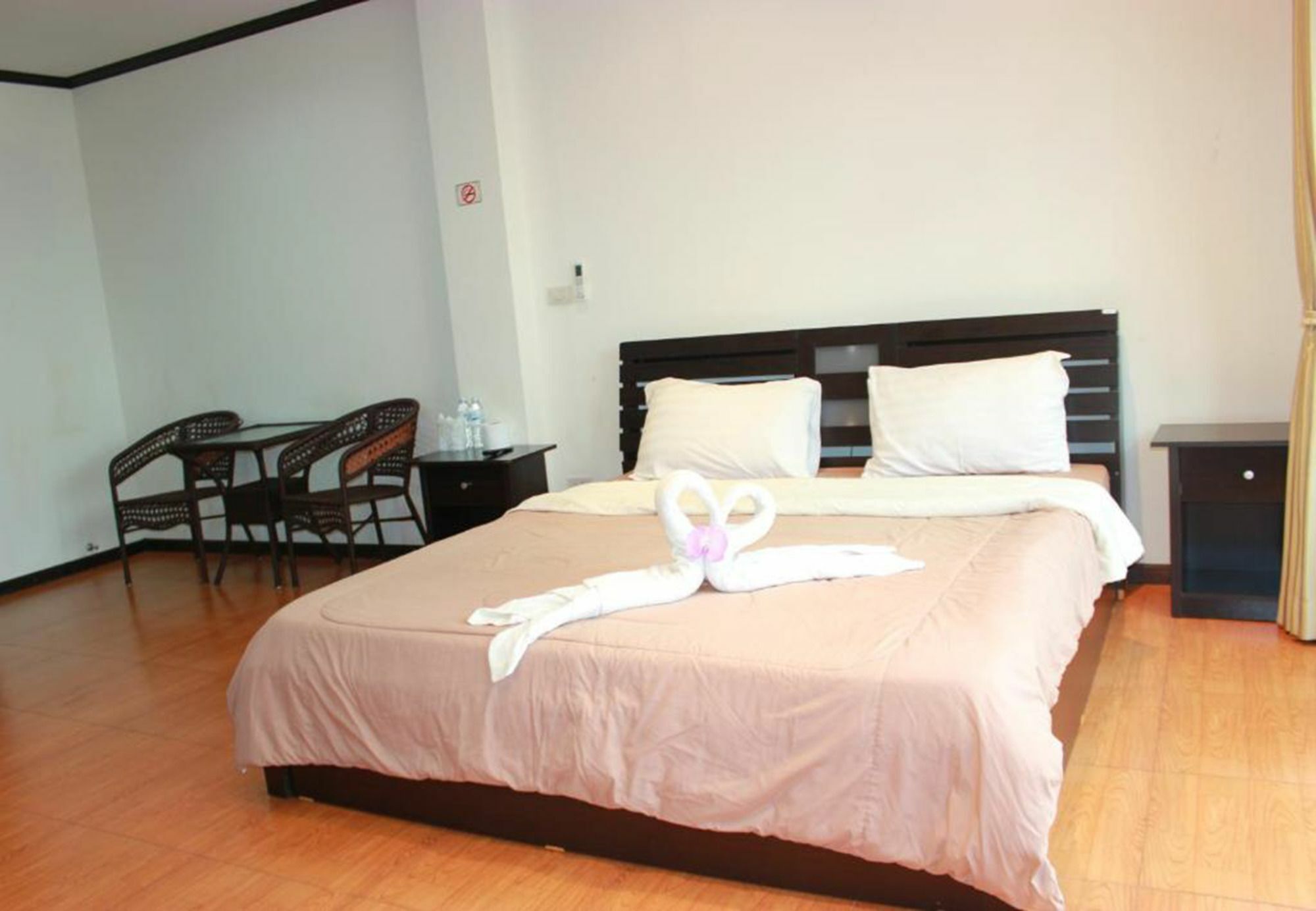 K&J Apartment Ban Nong Tabaek Exteriér fotografie