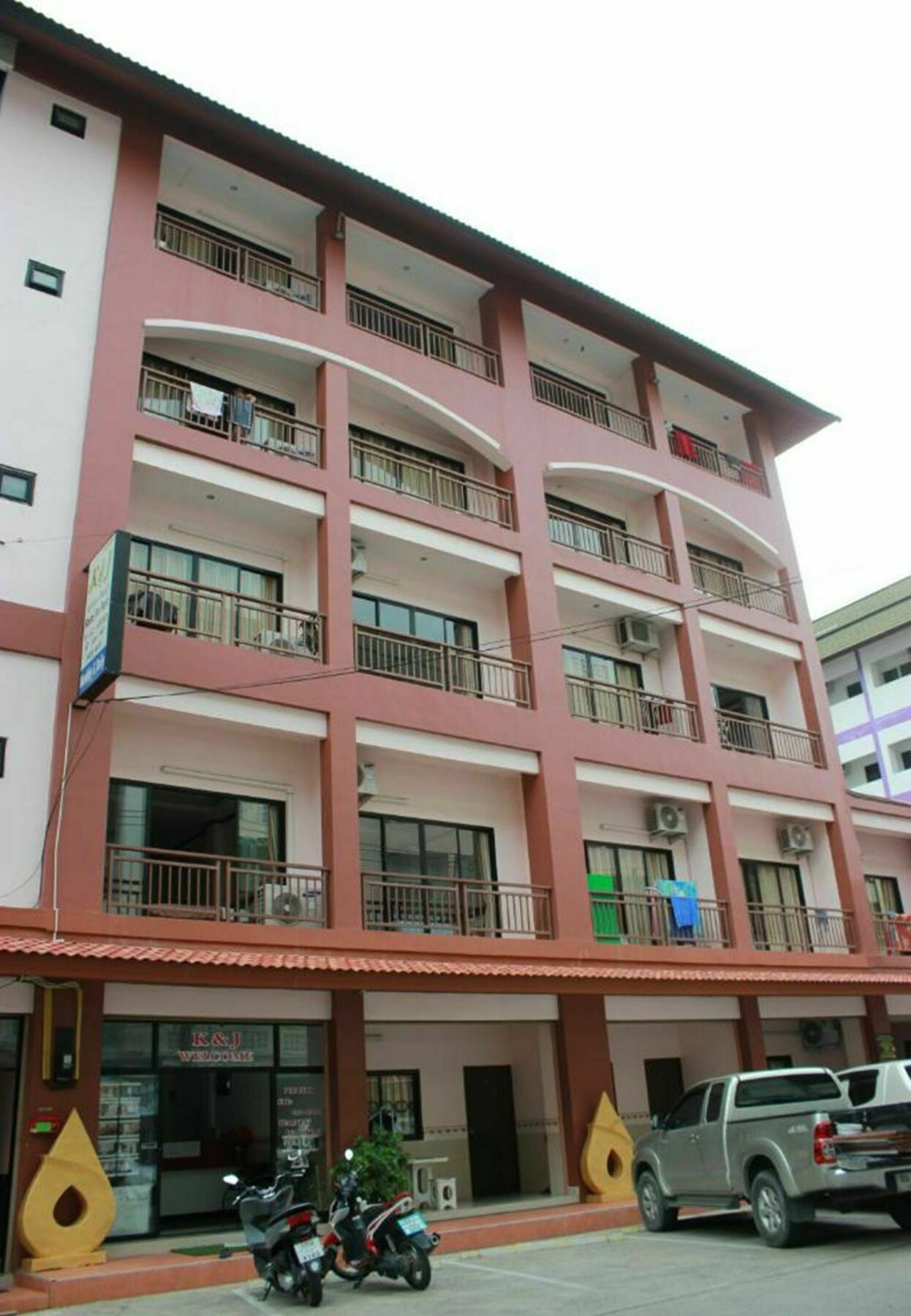 K&J Apartment Ban Nong Tabaek Exteriér fotografie